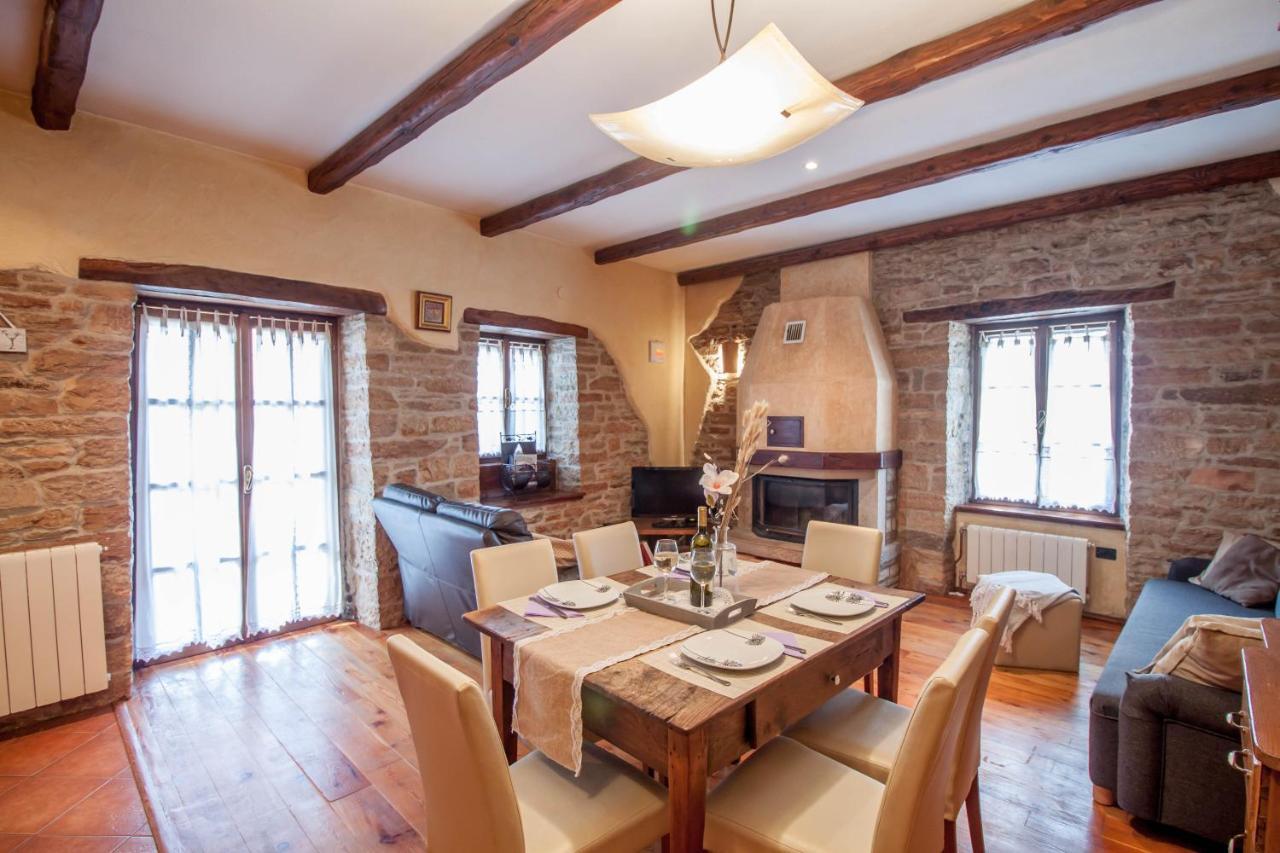 Stara Kuca Apartman Heki Kültér fotó
