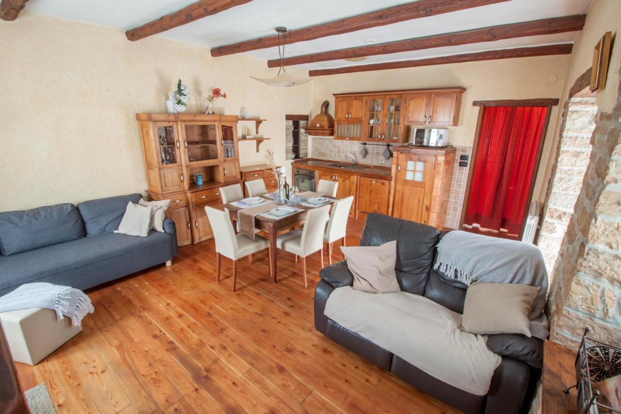 Stara Kuca Apartman Heki Kültér fotó