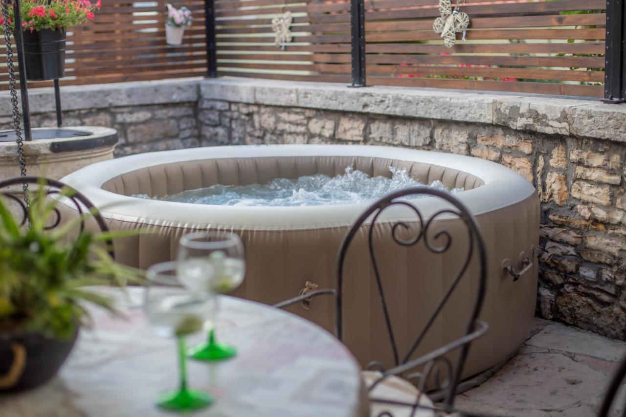 Stara Kuca Apartman Heki Kültér fotó