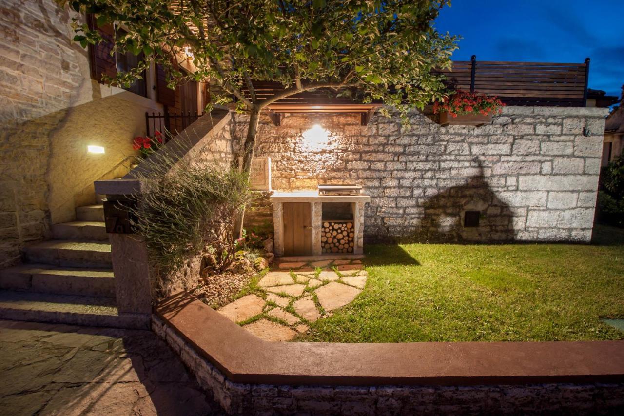Stara Kuca Apartman Heki Kültér fotó