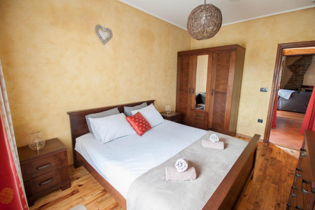 Stara Kuca Apartman Heki Kültér fotó